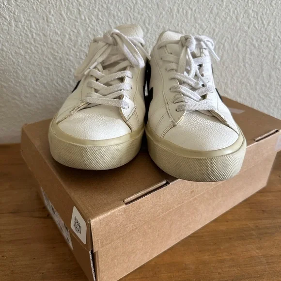 Veja Campo Size 10 - Picture 6 of 11